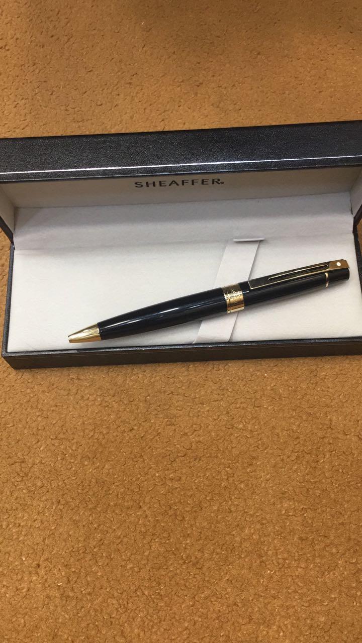 SHEAFFER PEN